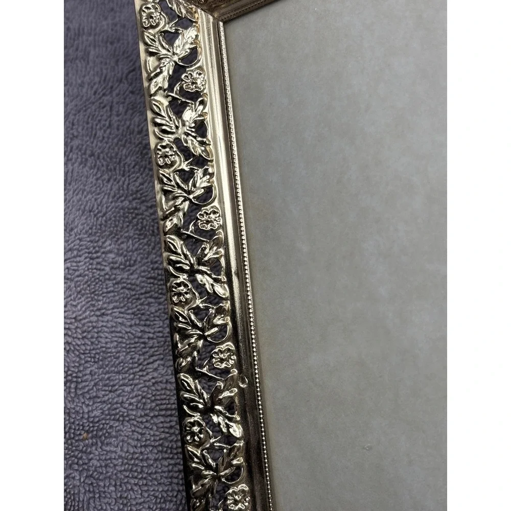 Vintage Ornate Gold Tone 4x6 Picture Frame Floral Filigree Tabletop Display